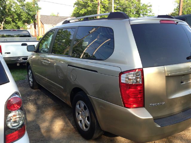 Kia Sedona 2007 photo 4