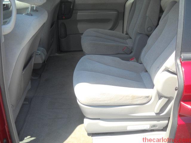 Kia Sedona 2007 photo 15