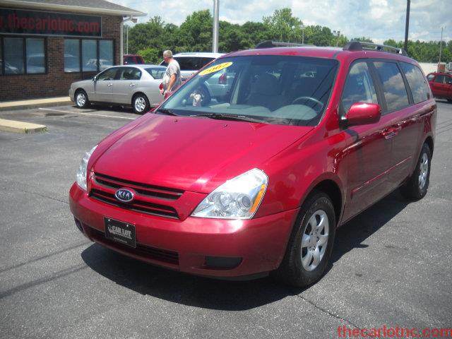 Kia Sedona 2007 photo 18