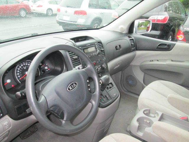 Kia Sedona 2007 photo 1