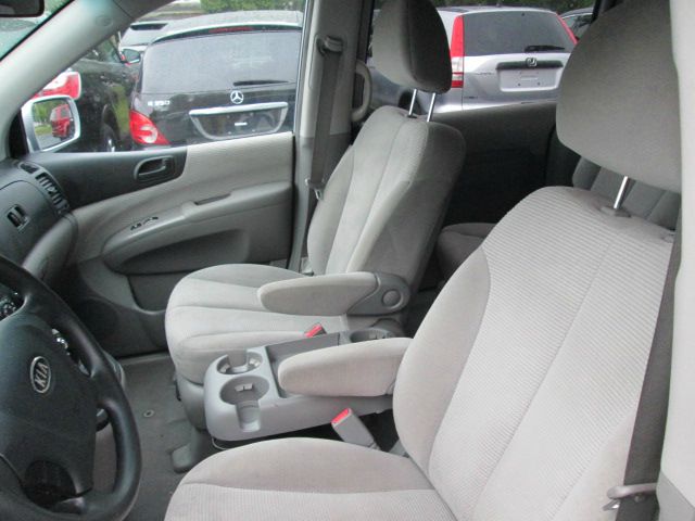 Kia Sedona 2007 photo 6