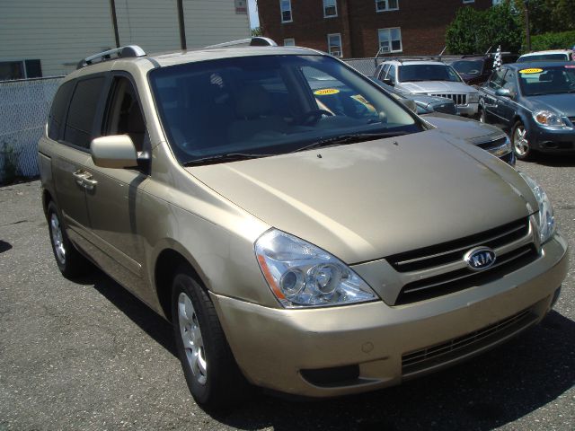 Kia Sedona 2007 photo 2