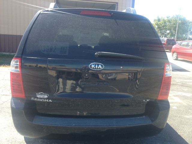 Kia Sedona 2007 photo 2