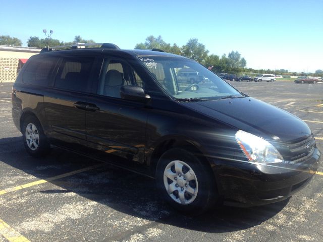 Kia Sedona 2007 photo 4