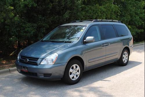 Kia Sedona 2007 photo 2