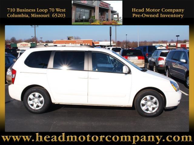 Kia Sedona HD Extended Cab Short Bed MiniVan