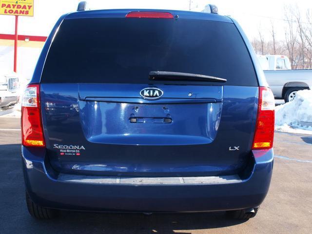 Kia Sedona 2008 photo 4