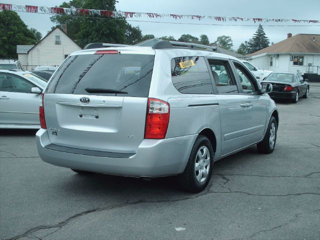 Kia Sedona 2008 photo 2