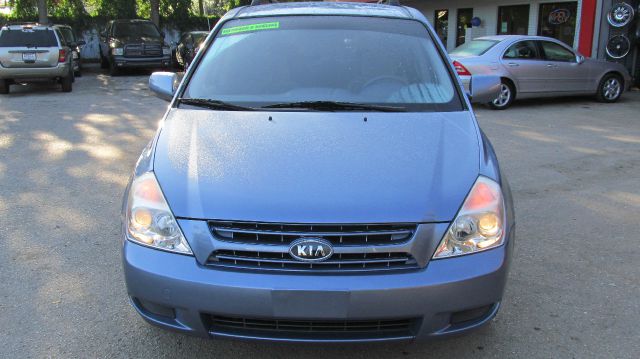 Kia Sedona 2008 photo 4