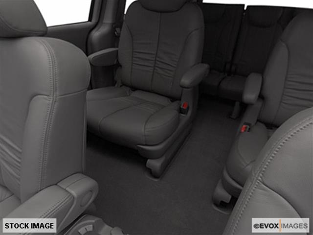 Kia Sedona 2008 photo 6