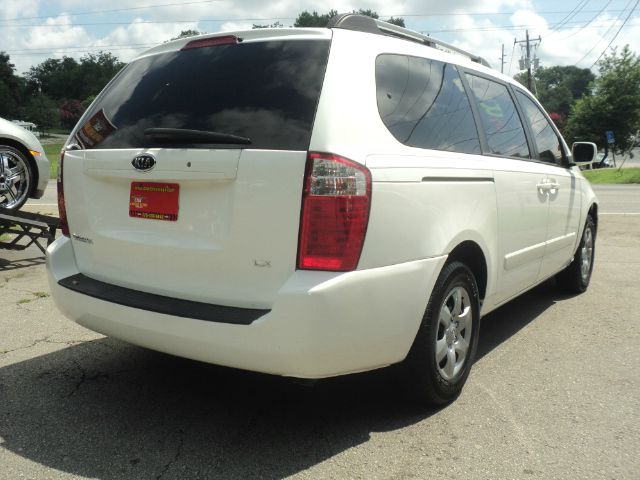 Kia Sedona 2008 photo 2