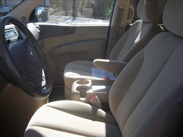 Kia Sedona 2008 photo 4