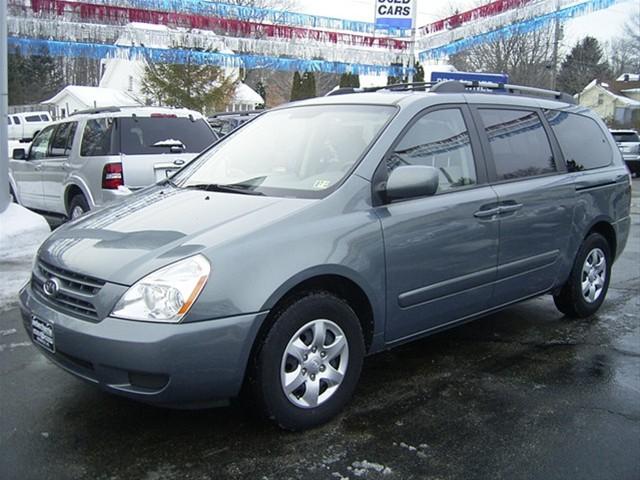 Kia Sedona Elk Conversion Van MiniVan