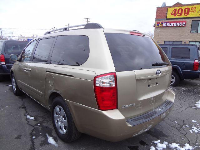 Kia Sedona 2008 photo 2