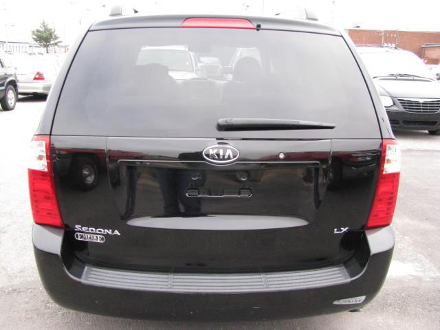 Kia Sedona 2008 photo 4