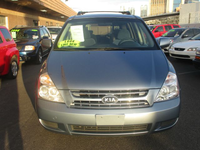 Kia Sedona 2008 photo 2