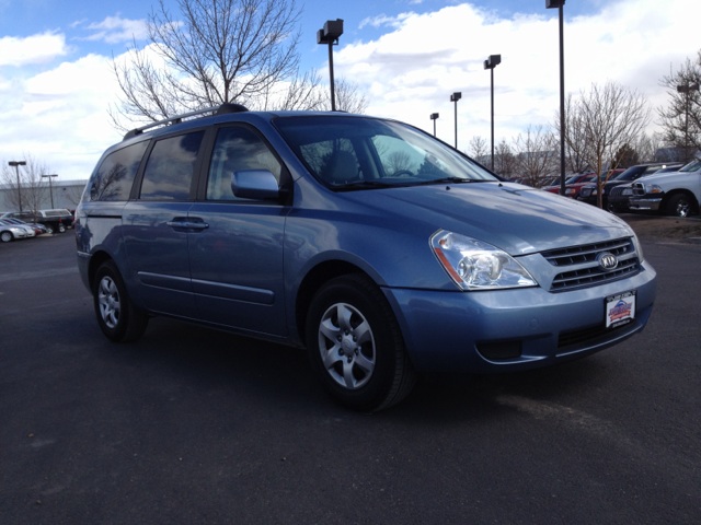 Kia Sedona 2008 photo 3