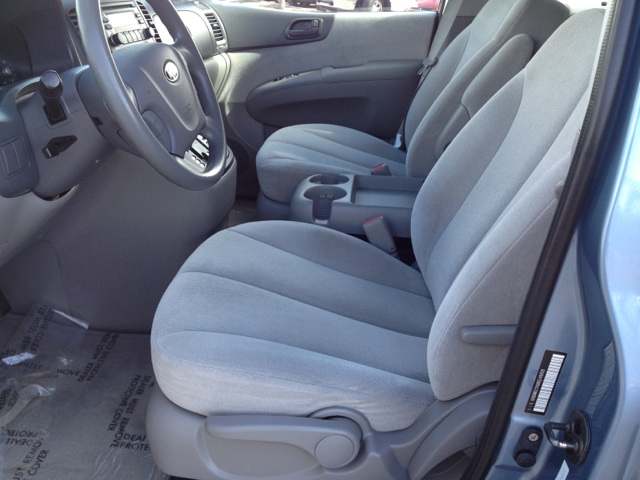 Kia Sedona 2008 photo 4