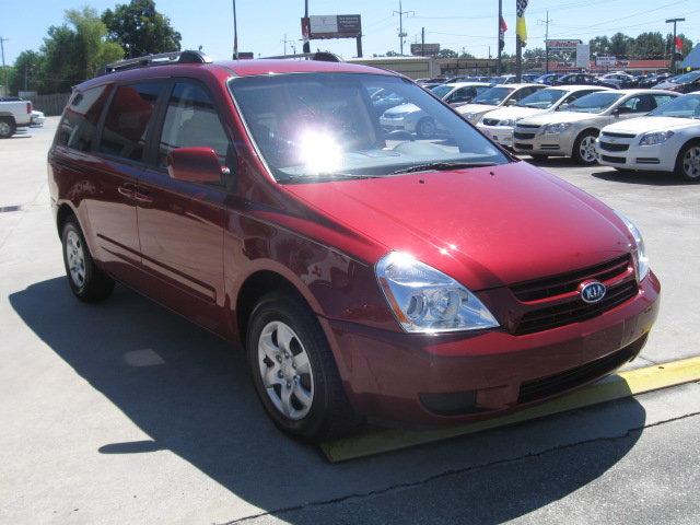 Kia Sedona 2008 photo 2