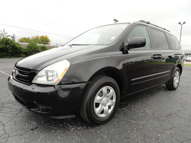 Kia Sedona 2008 photo 4