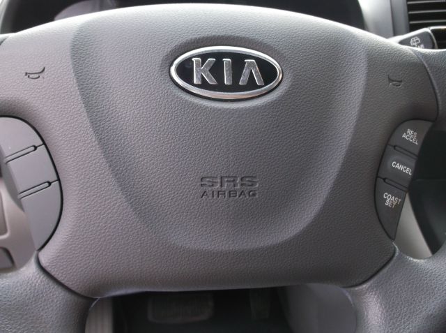 Kia Sedona 2008 photo 6