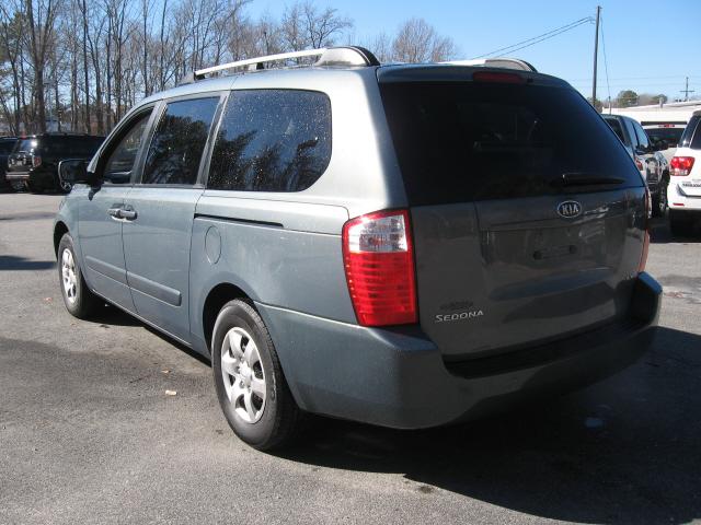 Kia Sedona Elk Conversion Van MiniVan