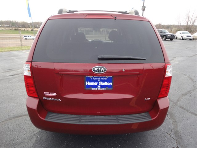 Kia Sedona 2008 photo 2