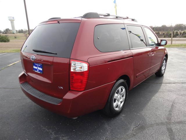 Kia Sedona 2008 photo 4