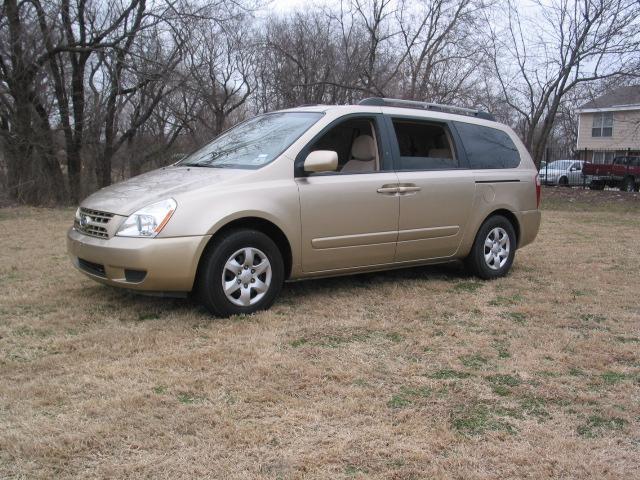 Kia Sedona EXL W/res MiniVan