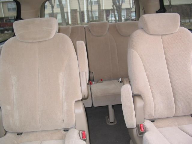 Kia Sedona 2008 photo 5