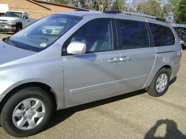 Kia Sedona 2.5sone Owner MiniVan