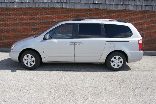 Kia Sedona 2009 photo 1