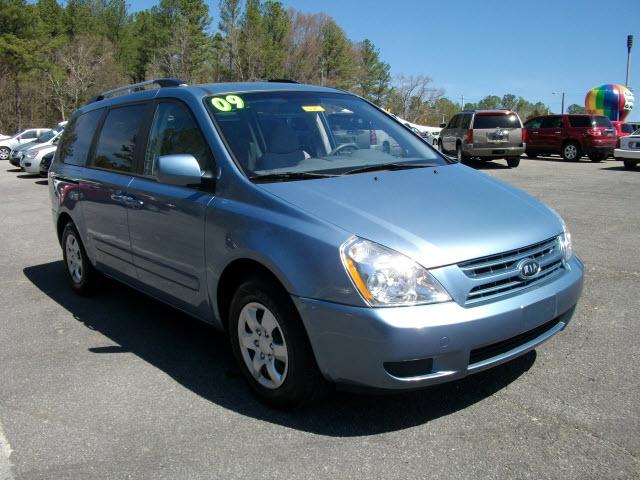 Kia Sedona Elk Conversion Van MiniVan