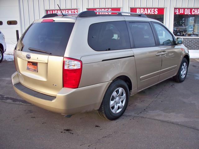 Kia Sedona 2009 photo 1