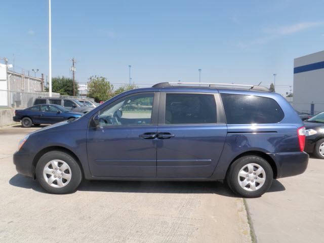 Kia Sedona 2009 photo 1