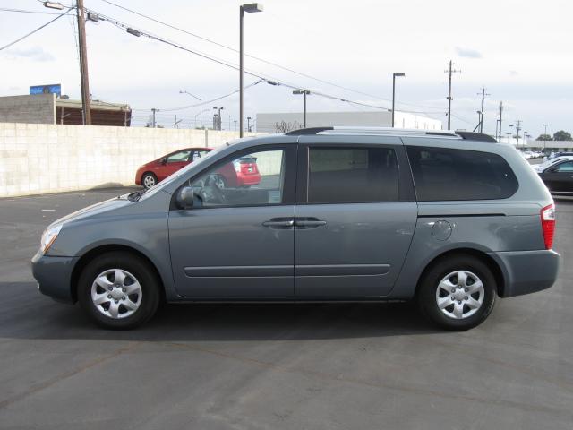 Kia Sedona 2009 photo 1