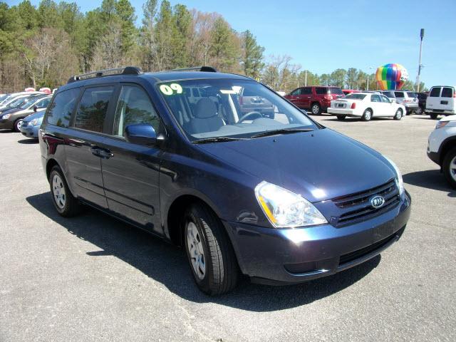 Kia Sedona Elk Conversion Van MiniVan