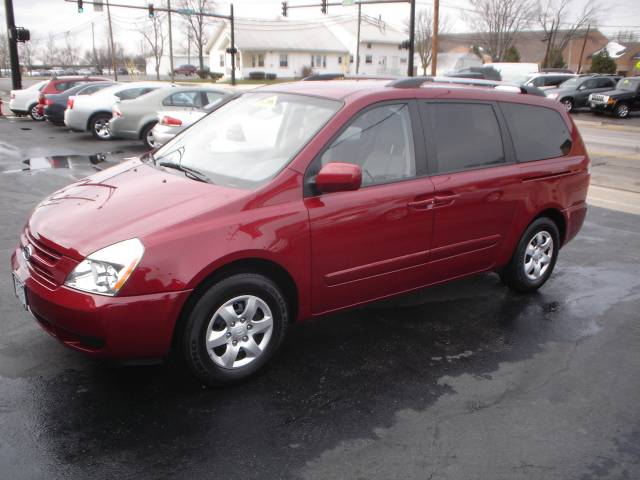 Kia Sedona Elk Conversion Van MiniVan