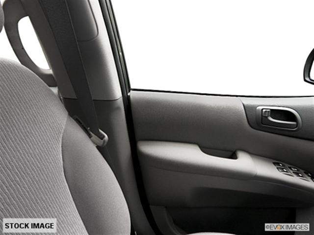 Kia Sedona 2011 photo 5