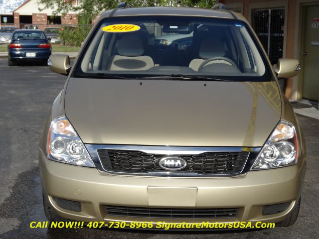 Kia Sedona 2011 photo 44