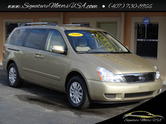 Kia Sedona 2011 photo 47