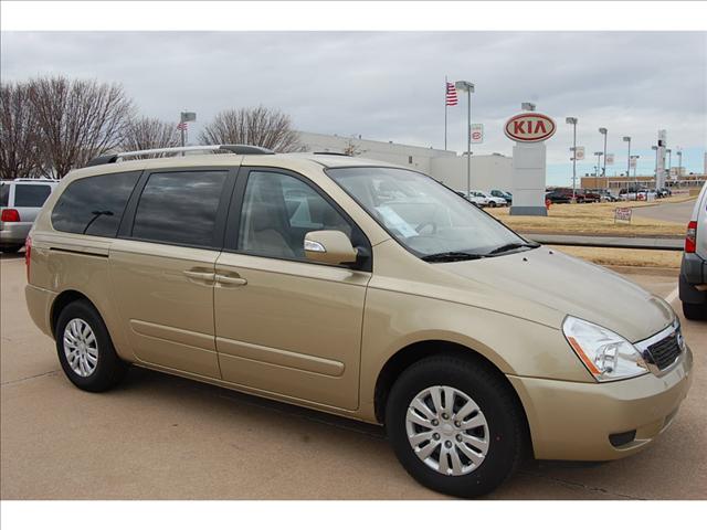 Kia Sedona Elk Conversion Van MiniVan