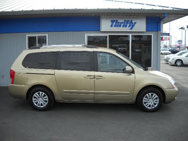 Kia Sedona 2011 photo 1