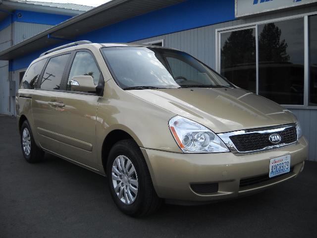 Kia Sedona 2011 photo 2