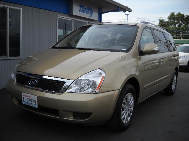 Kia Sedona 2011 photo 3