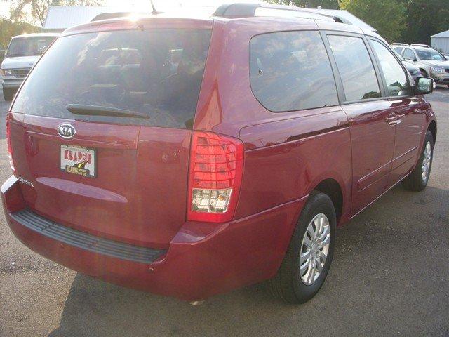 Kia Sedona 2011 photo 3