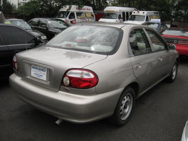 Kia Sephia Unknown Sedan