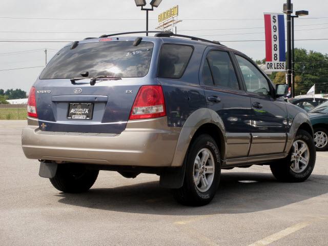 Kia Sorento 2003 photo 1