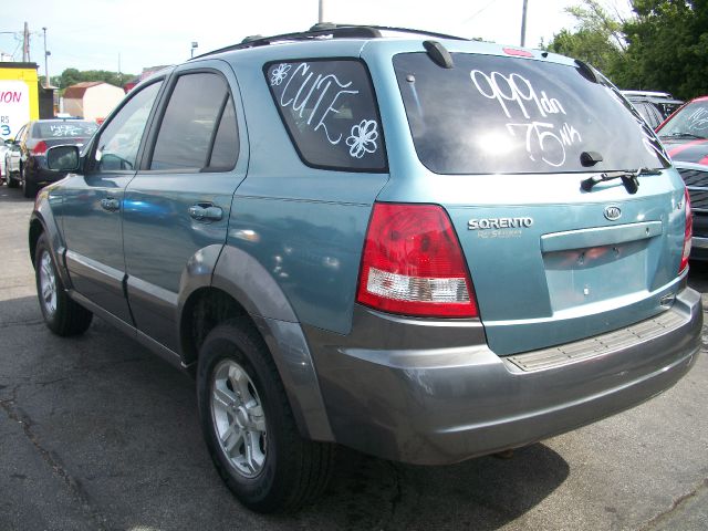 Kia Sorento 2003 photo 4