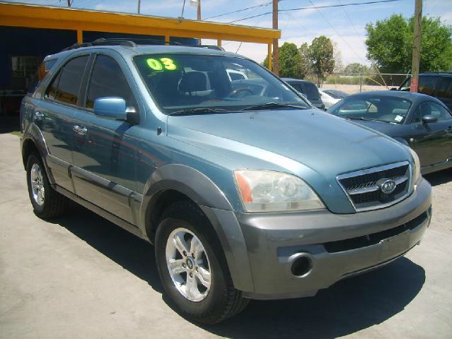 Kia Sorento 2003 photo 1